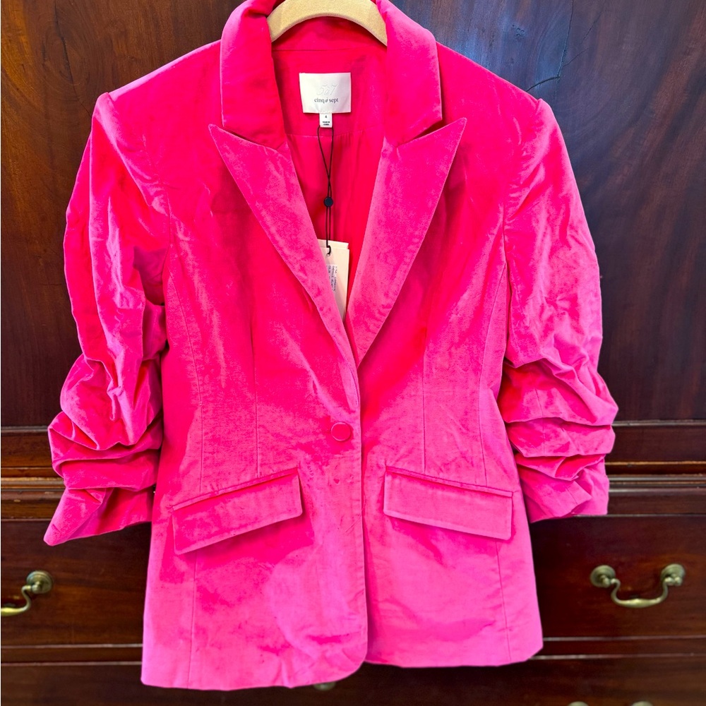 Cinq a sept chenille velvet scrunched Cheyenne blazer in Pink Dahlia. NWT.